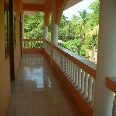 Madonna Holidays Appartement Benaulim Buitenkant foto